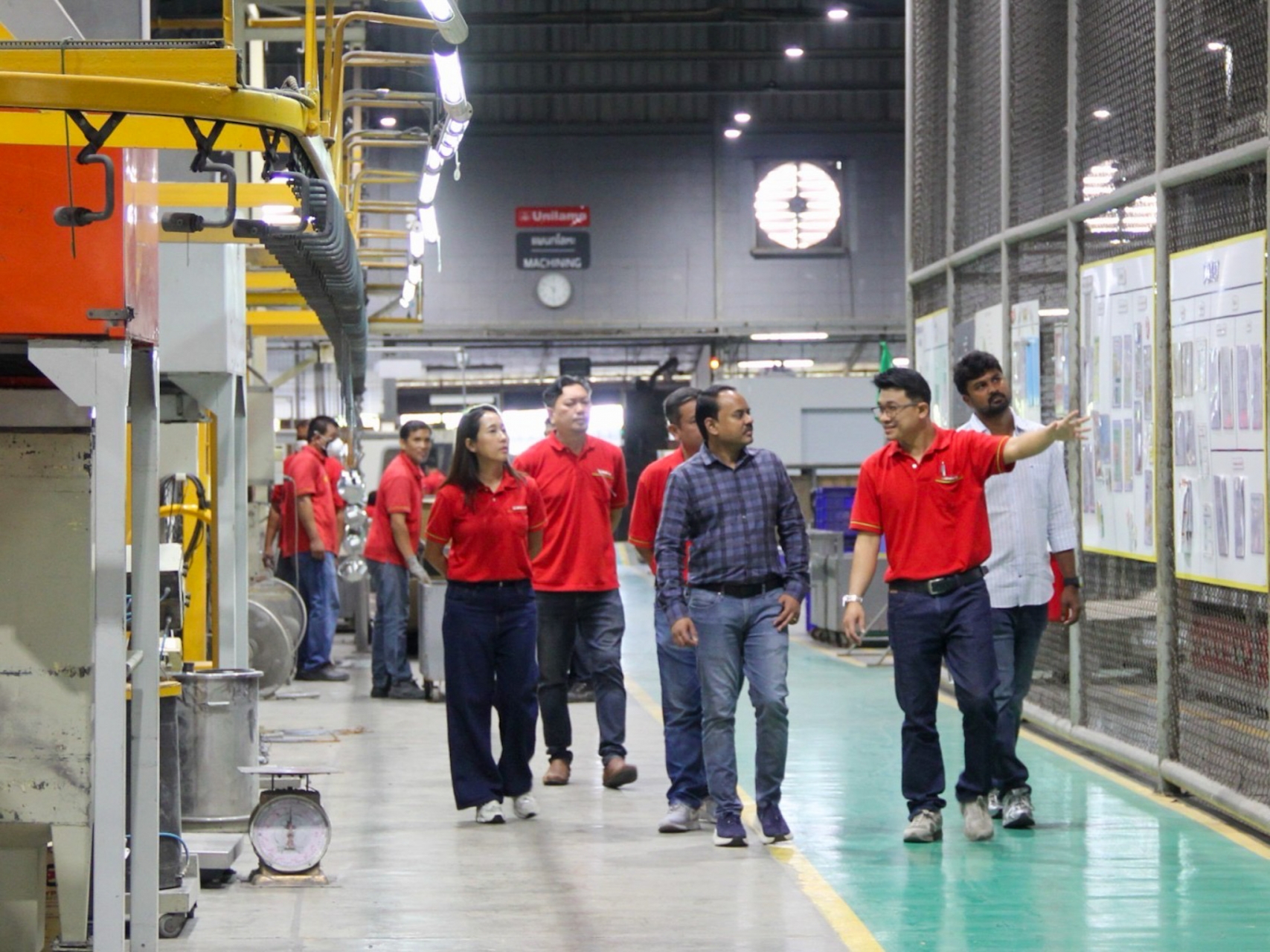 Factory tour at Unilamp lighting manufacturing production line